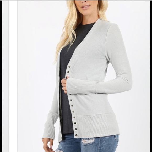 Blue Sweater - Picture 4 of 4